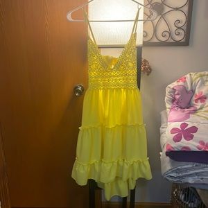 Yellow summer dress size small.